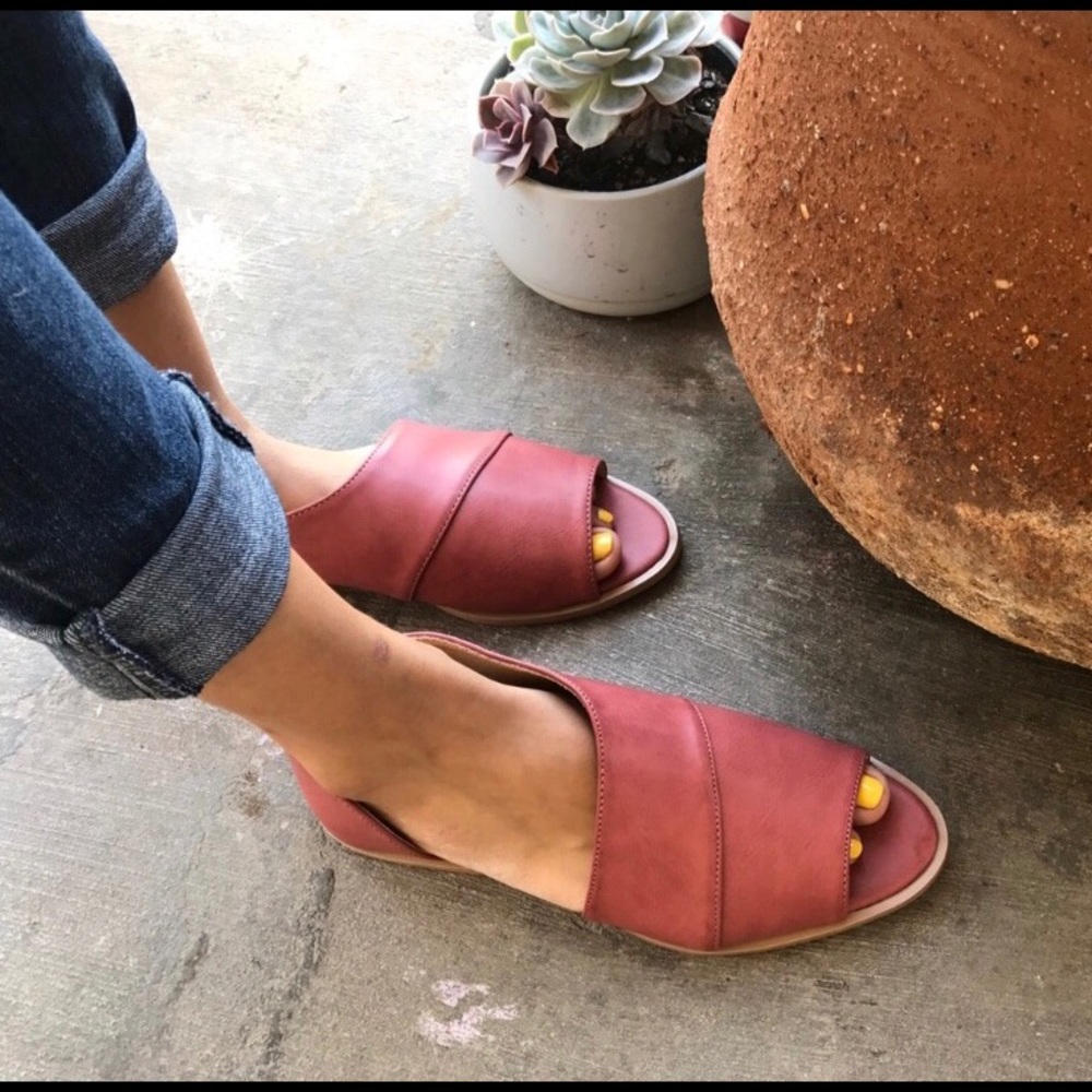 Qupid flats